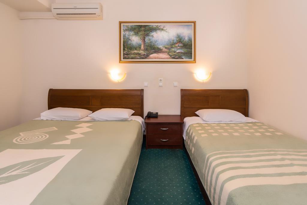 Hotel Alexandros Doxato Exteriör bild